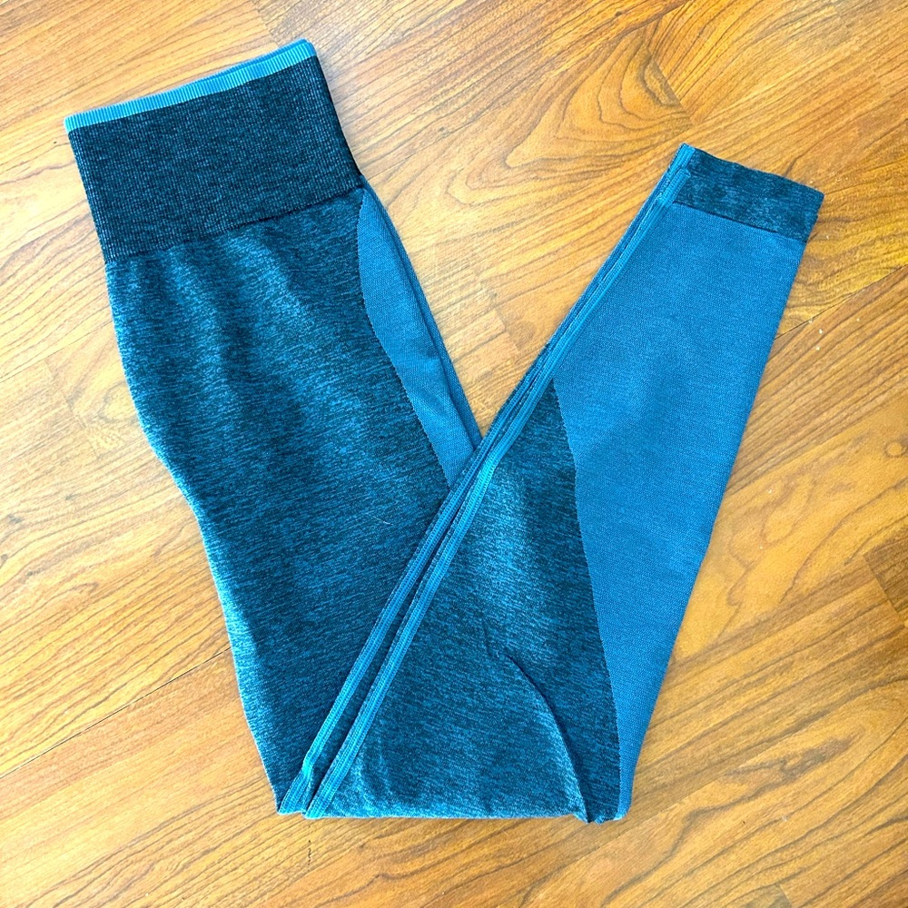 Victoria’s Secret Pink Leggings